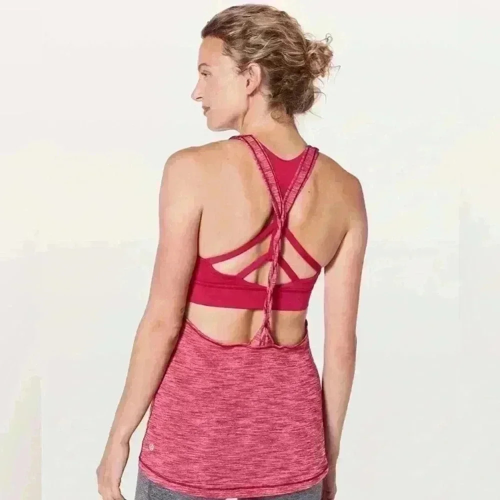 Lululemon Twist & Toil Tank
Heathered Ruby Red / Ruby Red